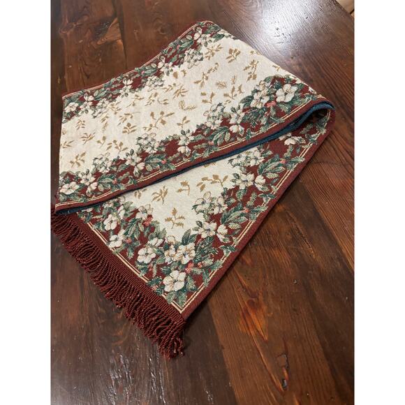 Christmas Holiday Table Runner / Mantle Cover - Picture 2 of 6